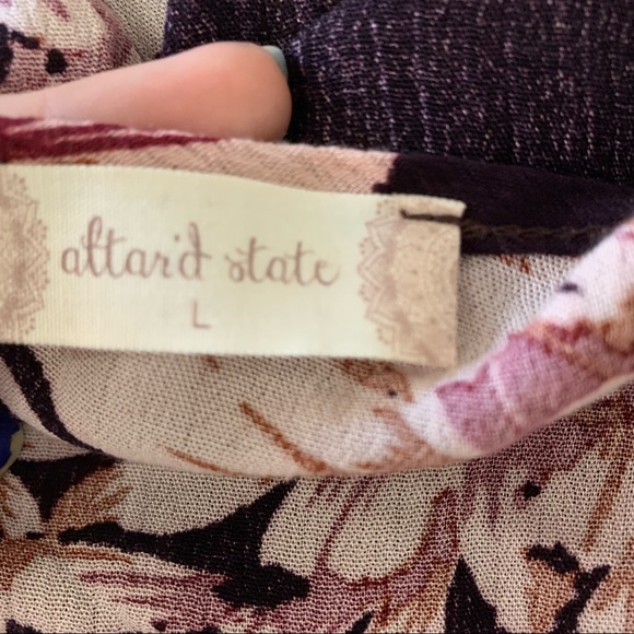 Altar'd state floral key hole top - Picture 10 of 12